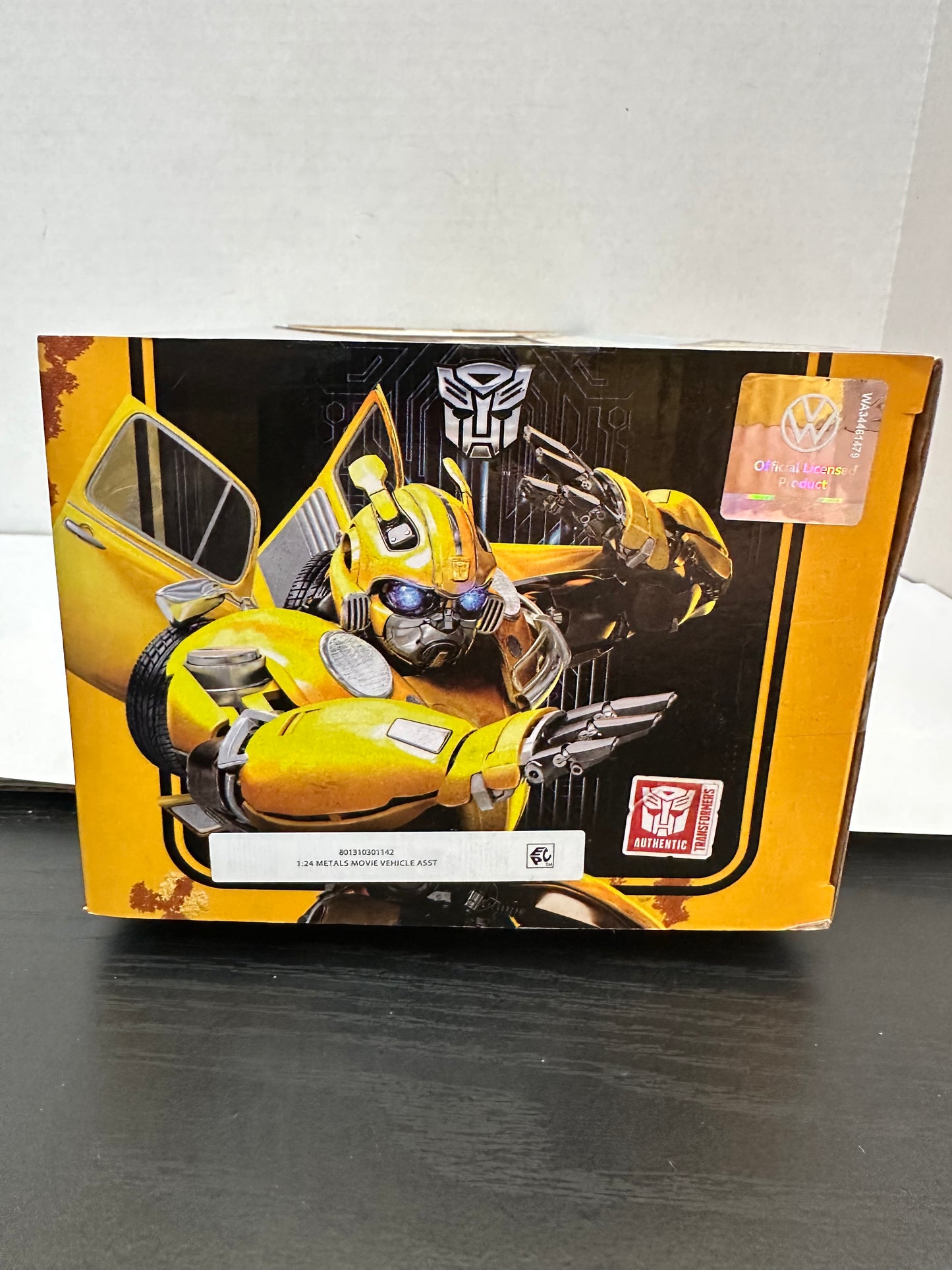 JADA HOLLLYWOOD RIDES VOLKSWAGEN VW BEETLE  BUMBLEBEE  & CHARLIE TRANSFORMERS