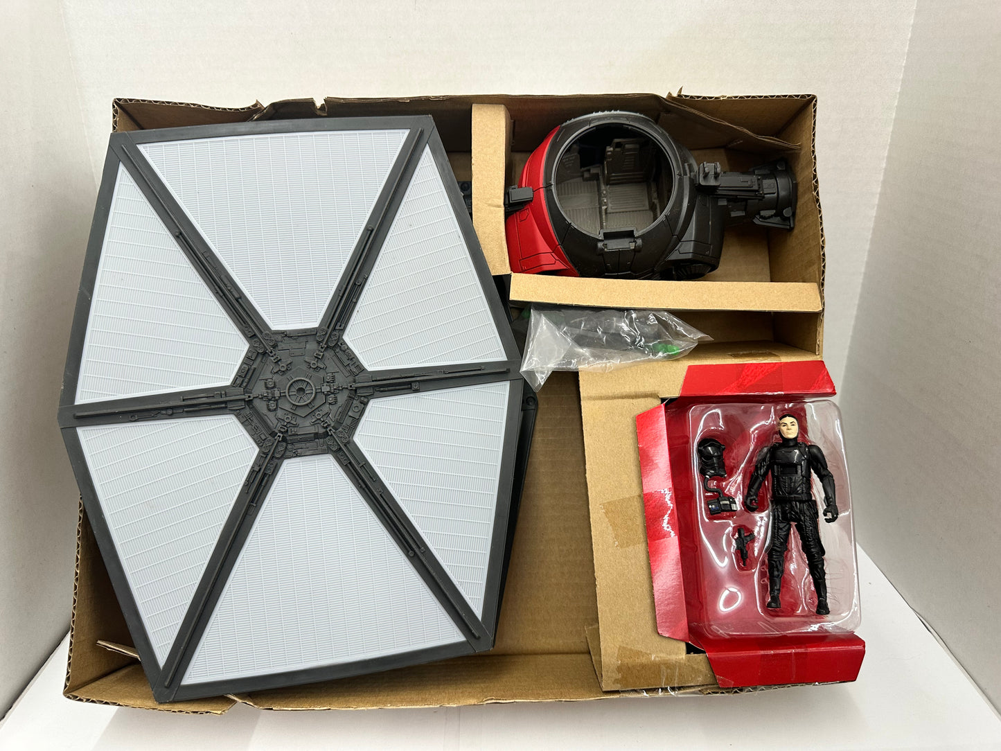 Star Wars Force Link First Order Special Forces TIE Fighter w/TIE Pilot Open Box
