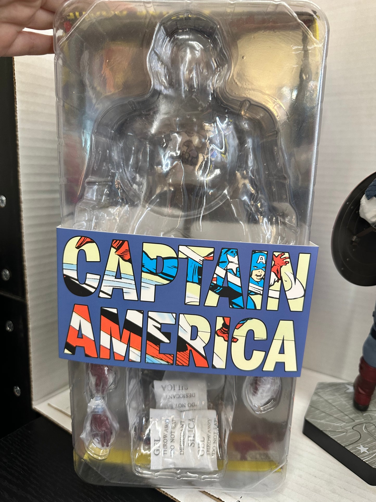 Captain America 1:6 scale Sideshow no. 100171