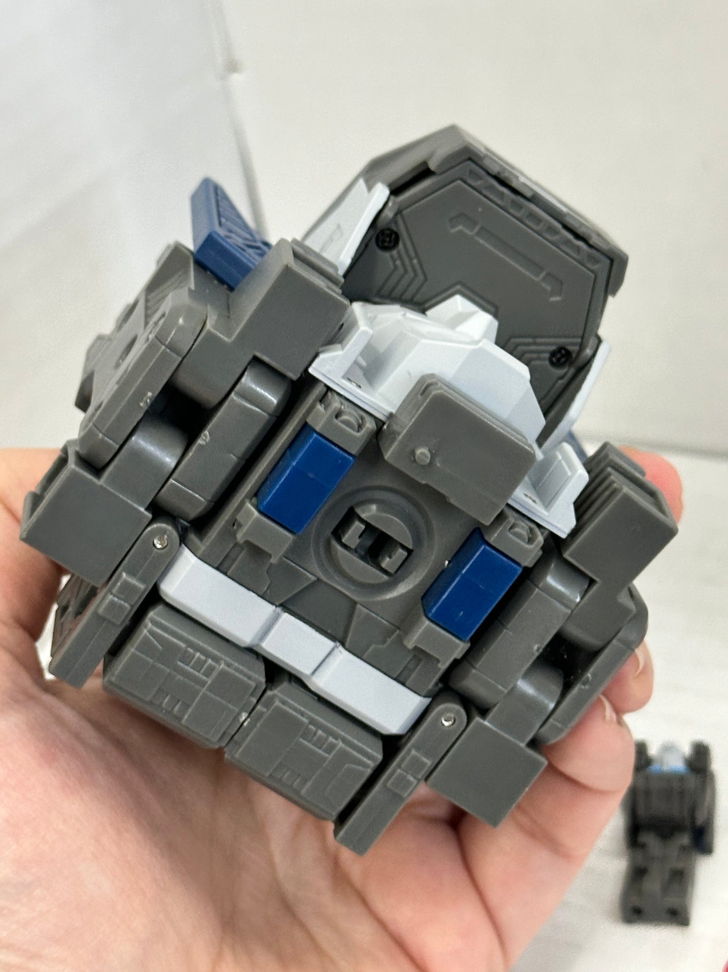 Transformers LG31 FORTRESS MAXIMUS KO Autobot LEGENDS Headmasters CEREBROS #2