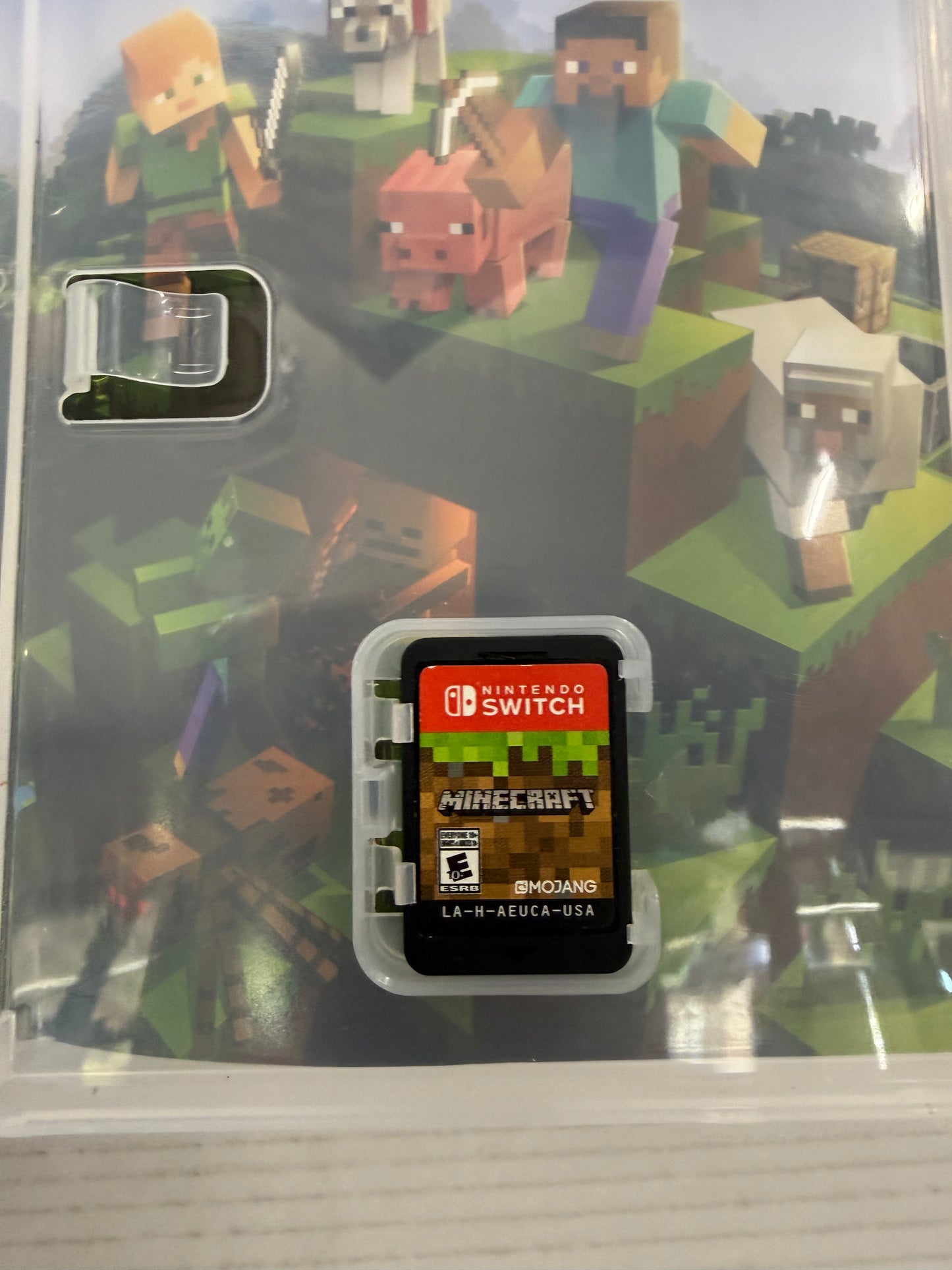 Minecraft (Nintendo Switch, 2017) –Cartridge + Case & Cover