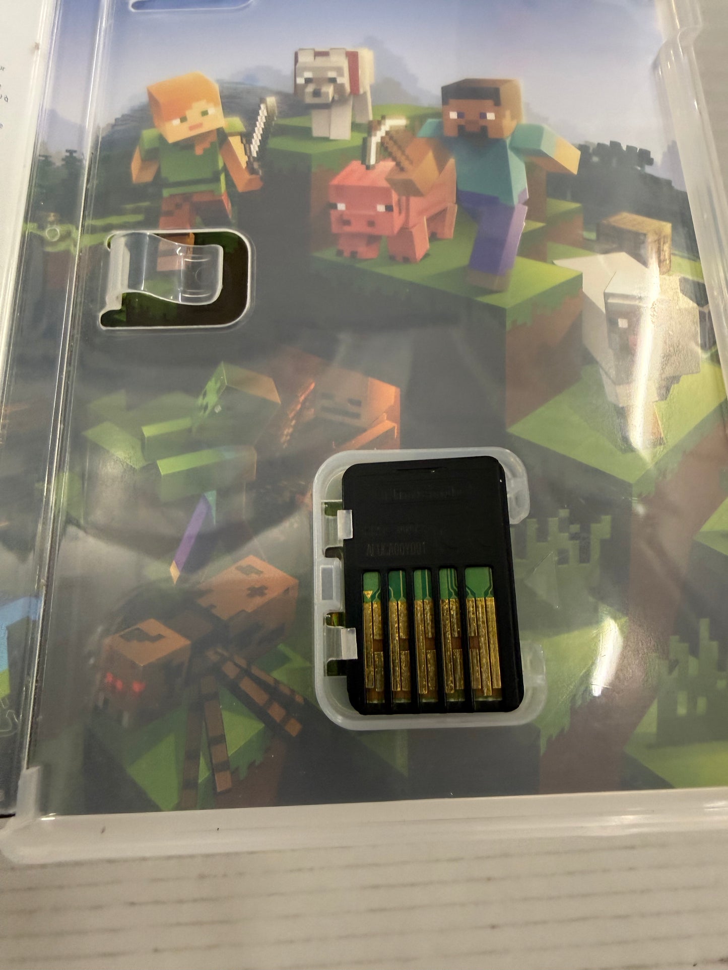 Minecraft (Nintendo Switch, 2017) –Cartridge + Case & Cover