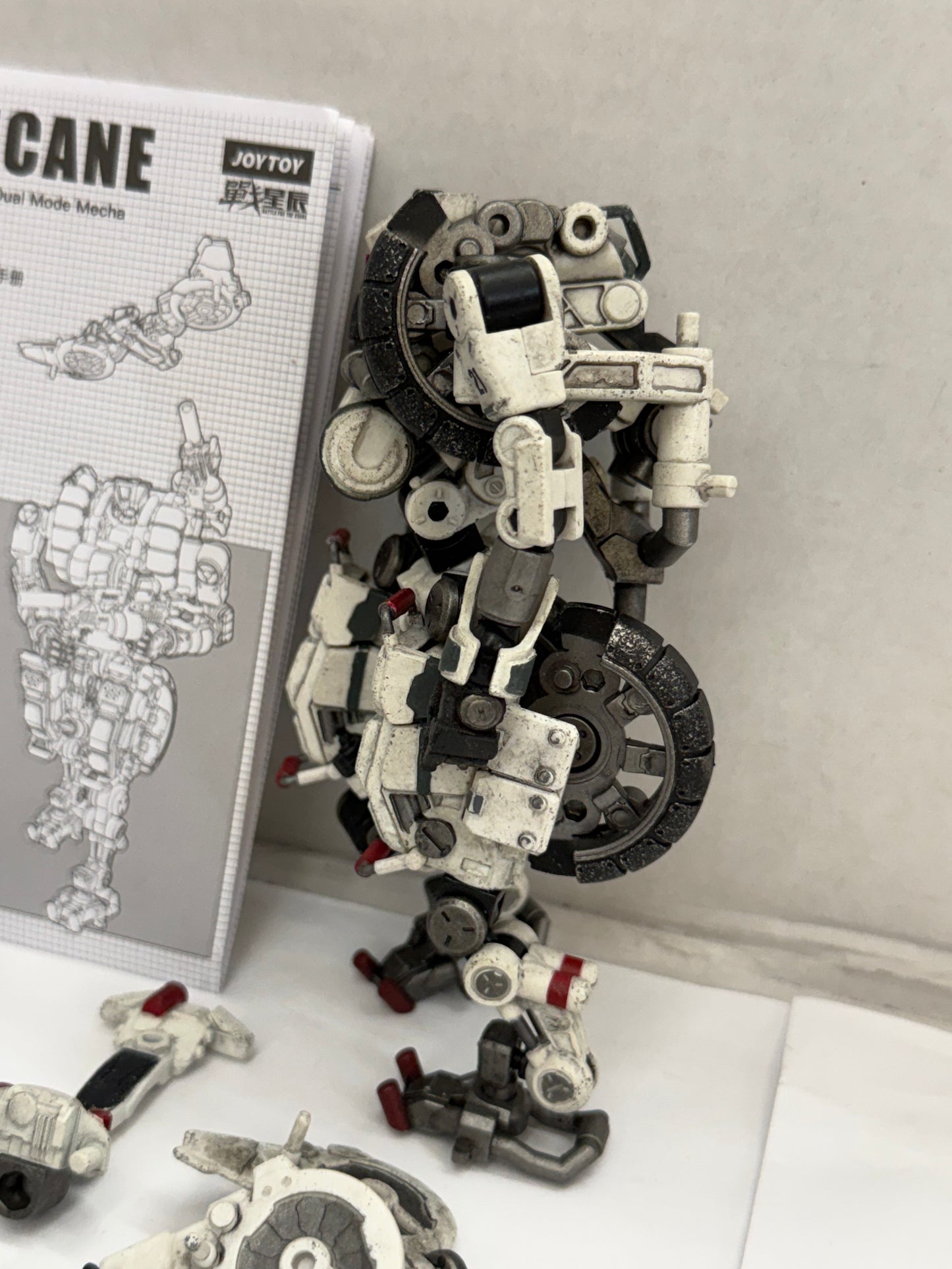 JOYTOY X-HLA01 Hurricane-Light Assault Dual Mode Mecha 1/18 Figure
