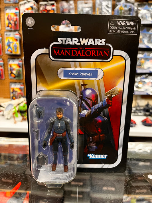 Koska Reeves Female Mandalorian Figure 2022 VINTAGE Collection Star Wars