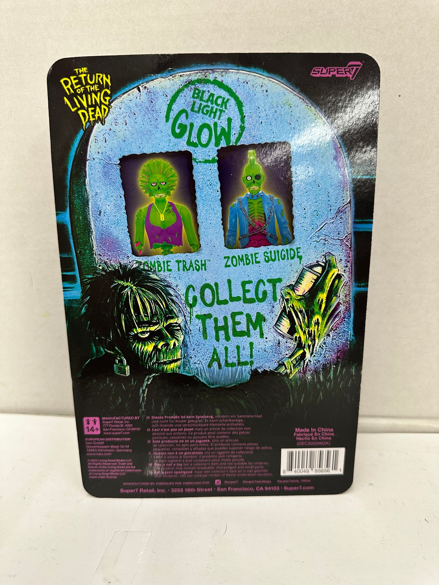 Glow In The Dark Female Zombie Return of the Living Dead Flocked Card Unpunched