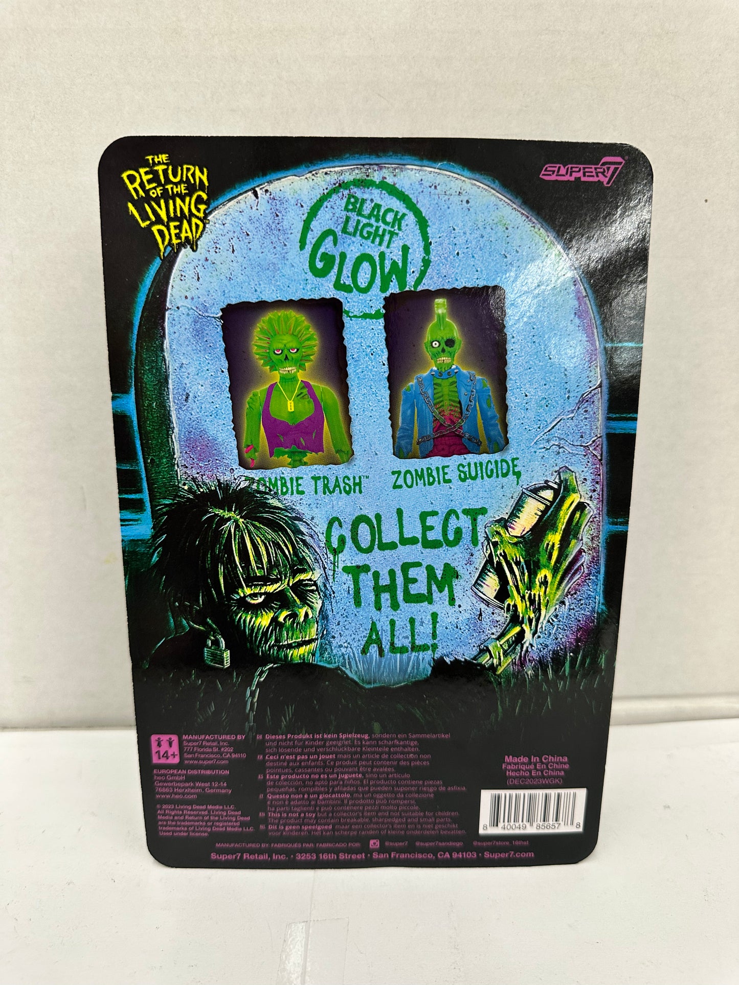The Return Of The Living Dead Glow In The Dark Zombie Unpunched Flocked Card