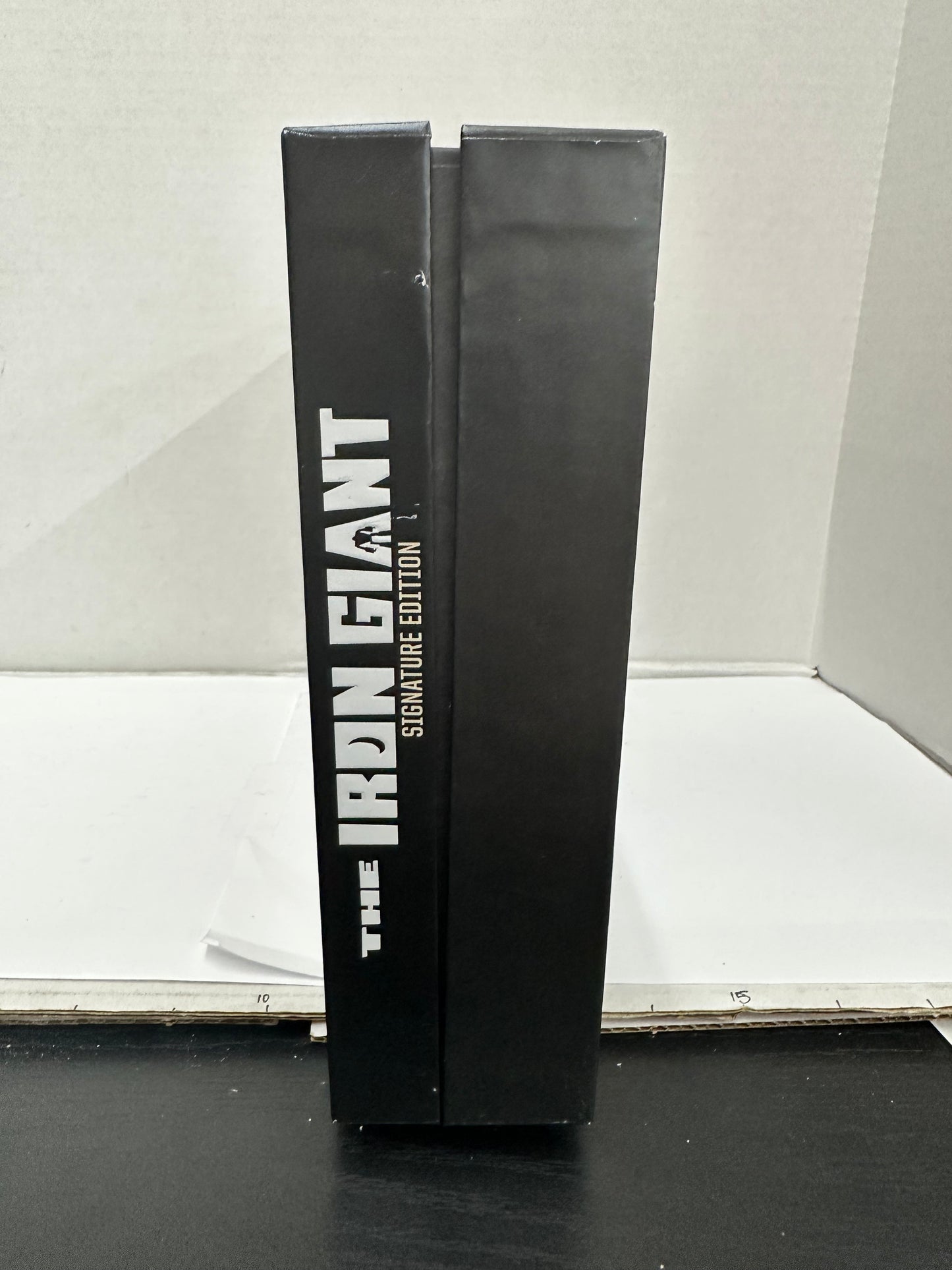 THE IRON GIANT Ultimate Limited Signature Collector's Edition Blu-Ray