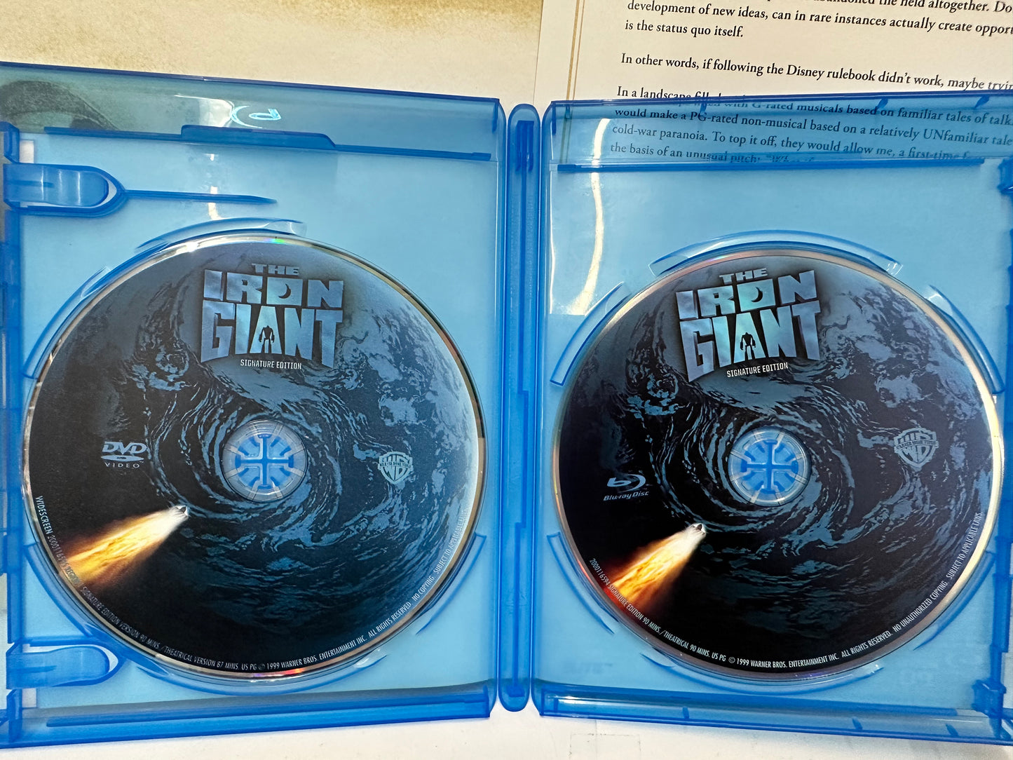 THE IRON GIANT Ultimate Limited Signature Collector's Edition Blu-Ray