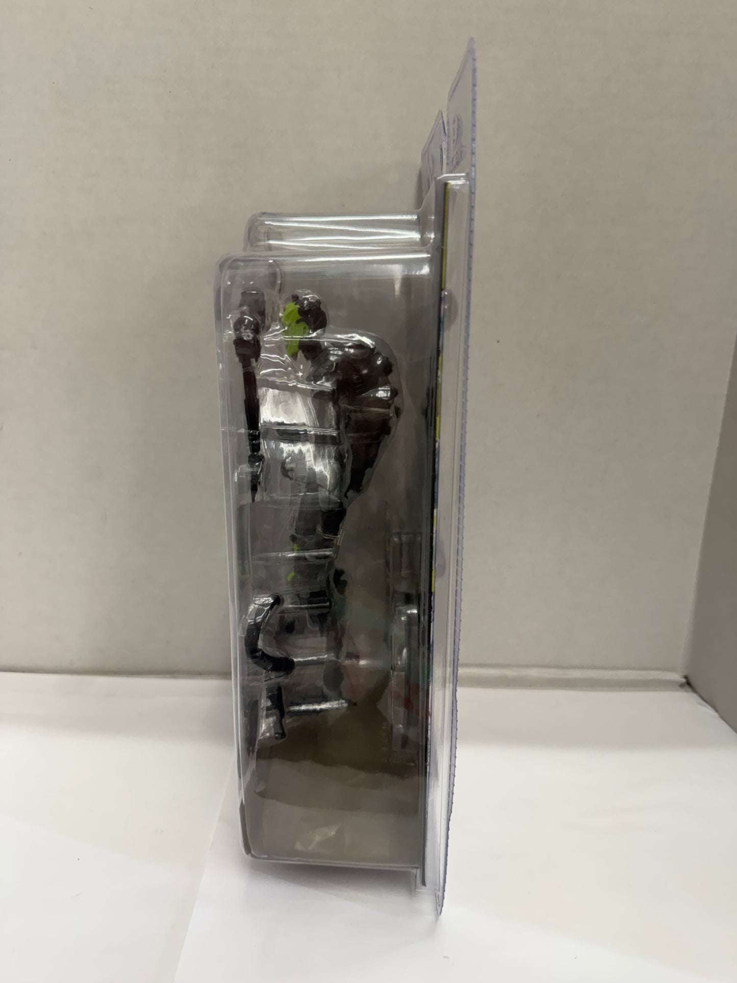 MCFARLANE TOYS DC DIRECT BRAINIAC FIGURE PAGE PUNCHERS