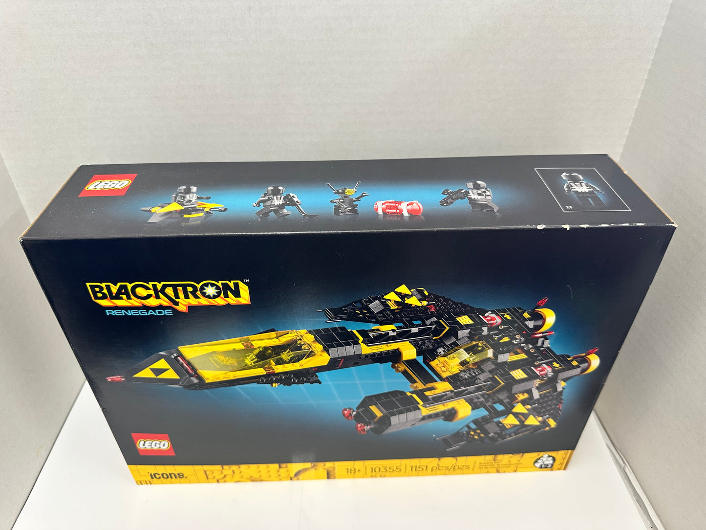 LEGO Icons: Blacktron Renegade (10355) Reissue