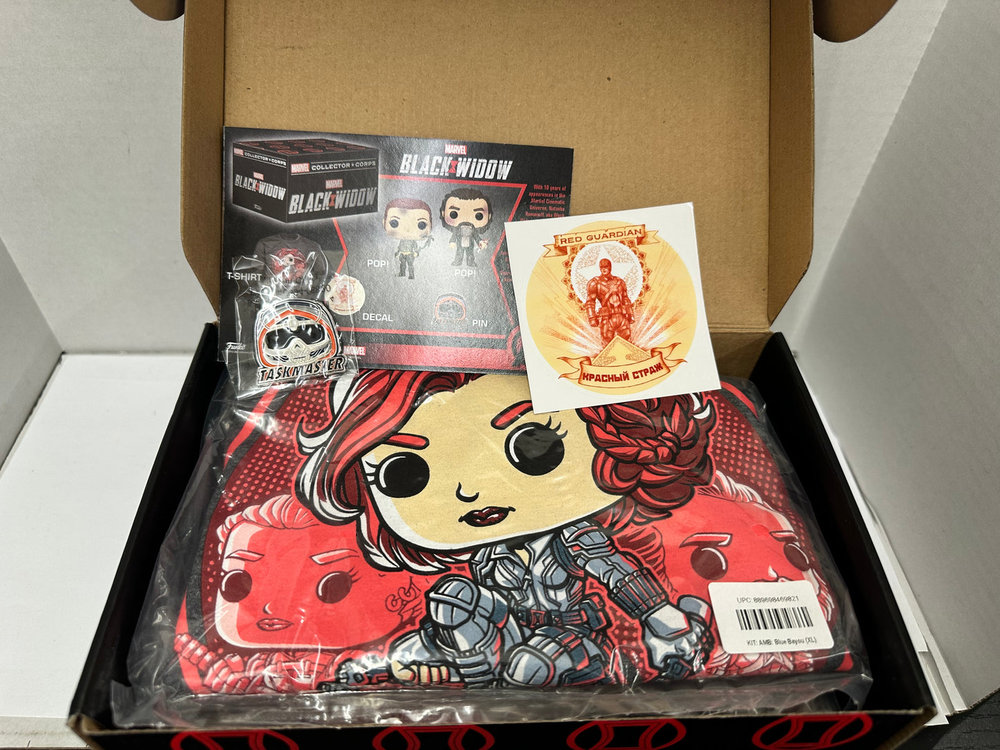 Funko Marvel Collector Corps Black Widow Mystery box (XL shirt)