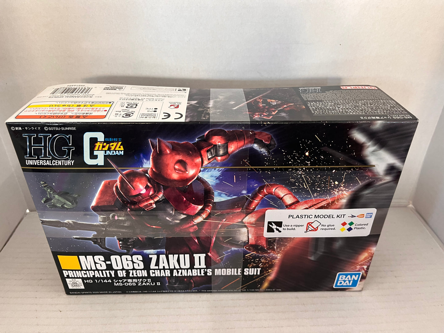 Bandai Gundam HG Universal Century 1/144 MS-06S Zaku II