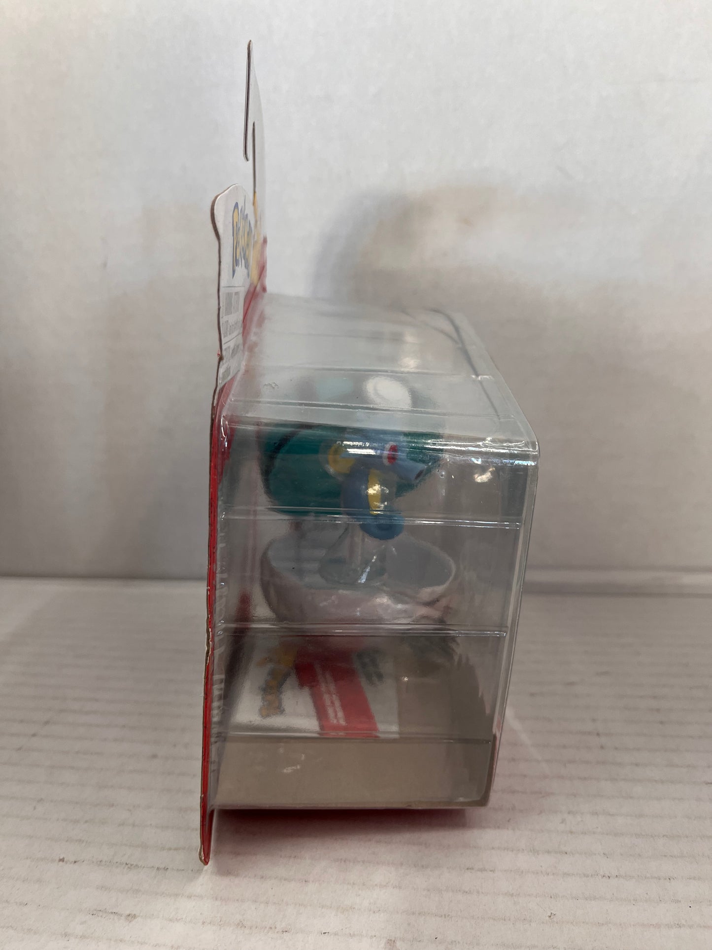 Pokemon Clip 'N' Go Horsea Seahorse Figure with Blue Net Ball