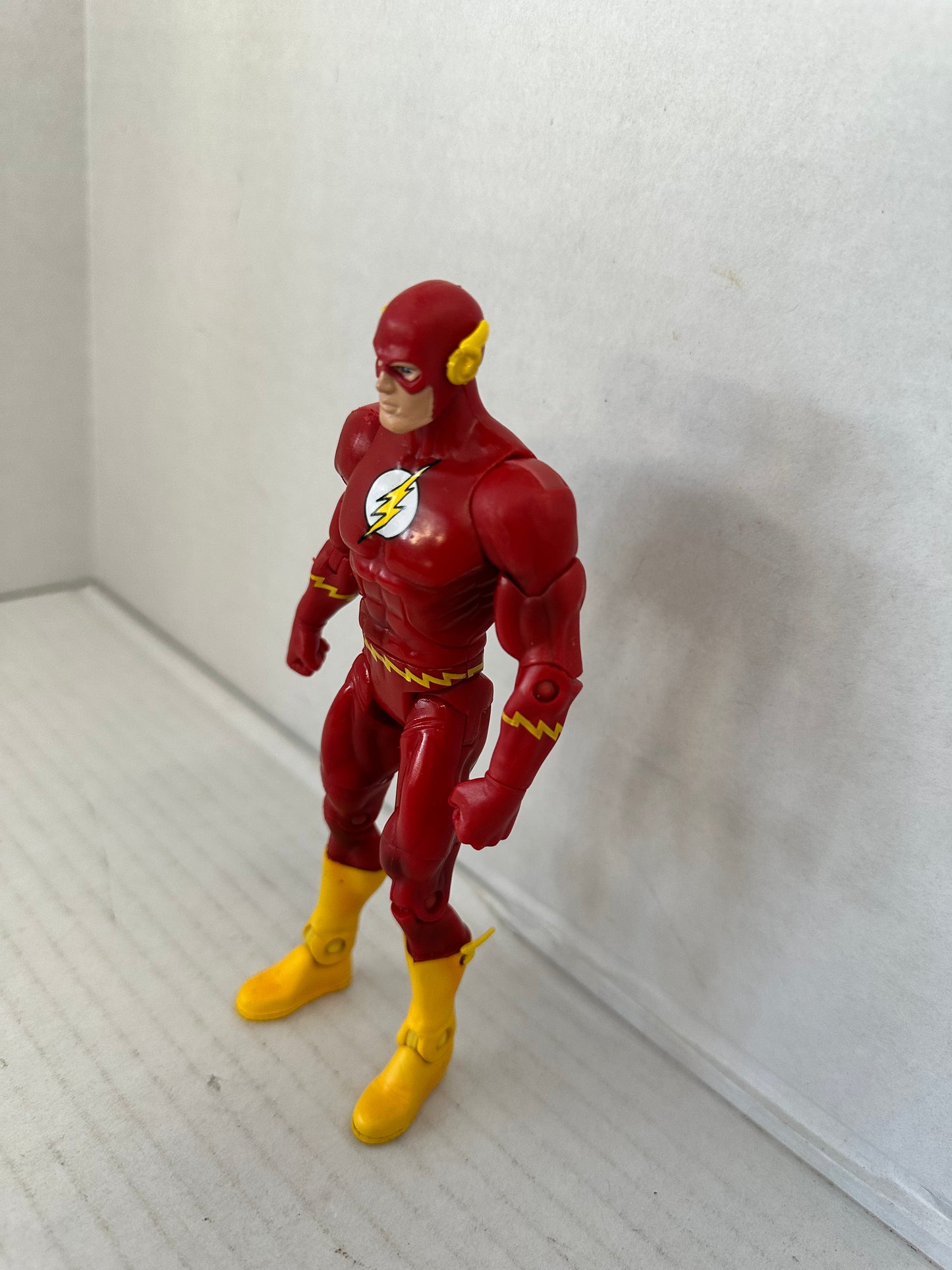 Loose Mattel DC Universe Classics Flash Barry Allen Wave 7 Figure