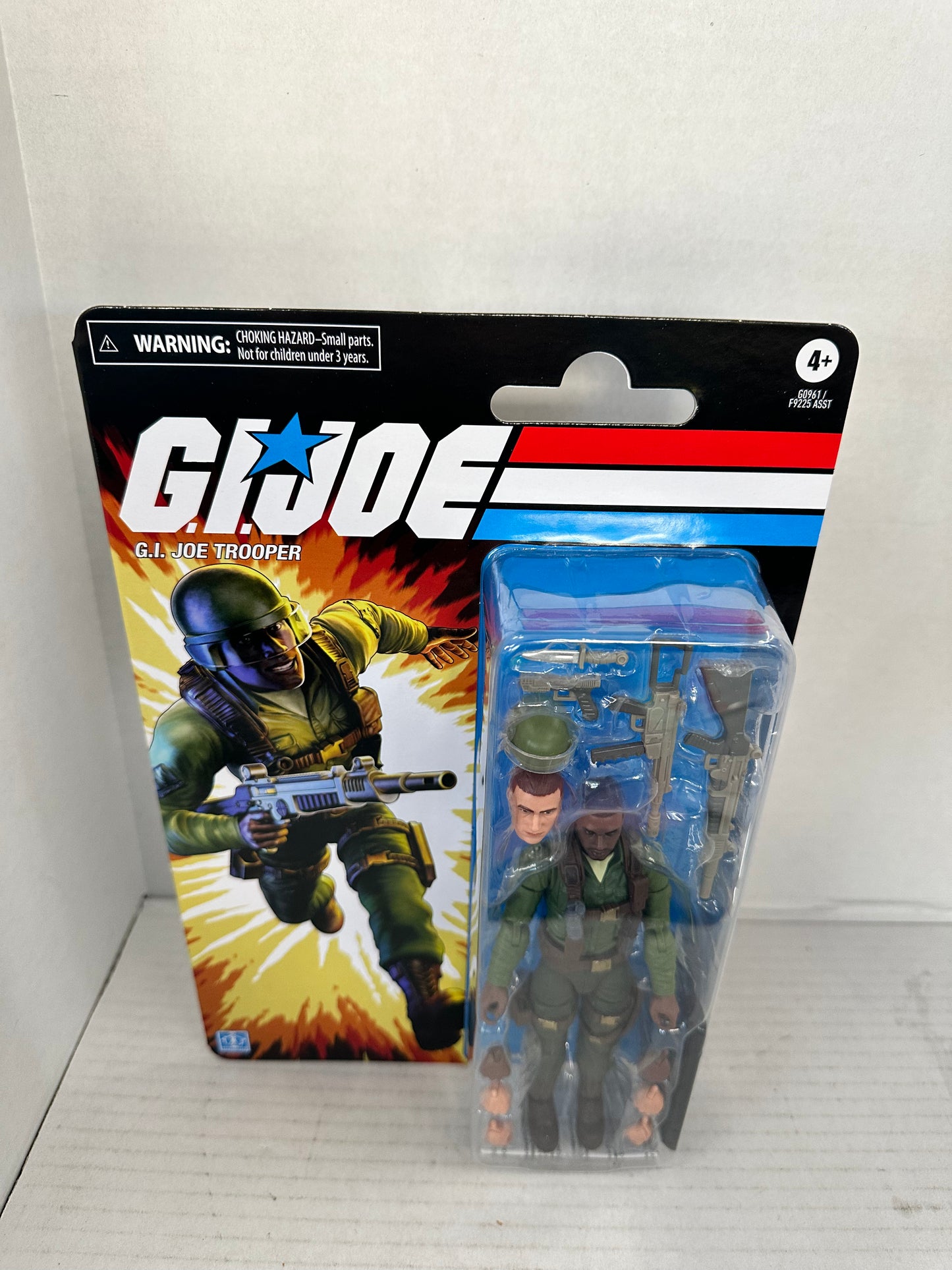 Hasbro G.I. Joe Classified Series Retro G.I. Joe Trooper 6” Action Figure