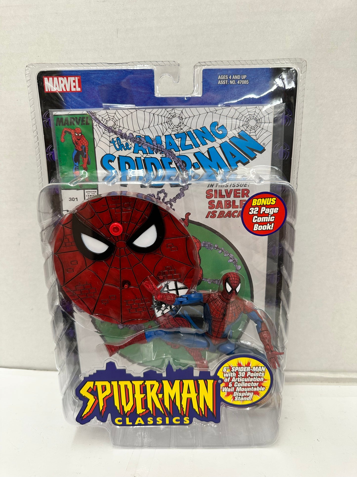 2000 ToyBiz Marvel Spider-Man Classics Series 1 6” Figure - New
