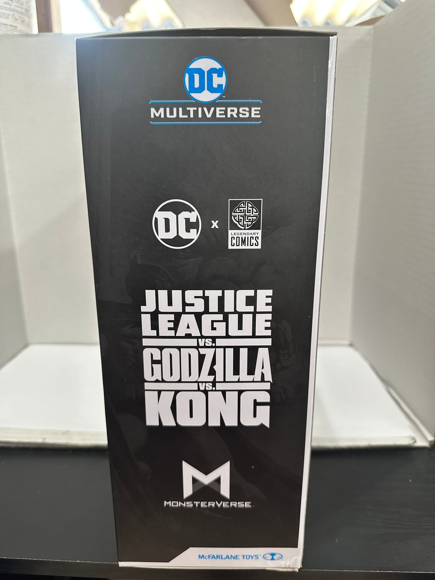 Justice League vs. Godzilla vs. Kong DC Multiverse Batman vs. Kong