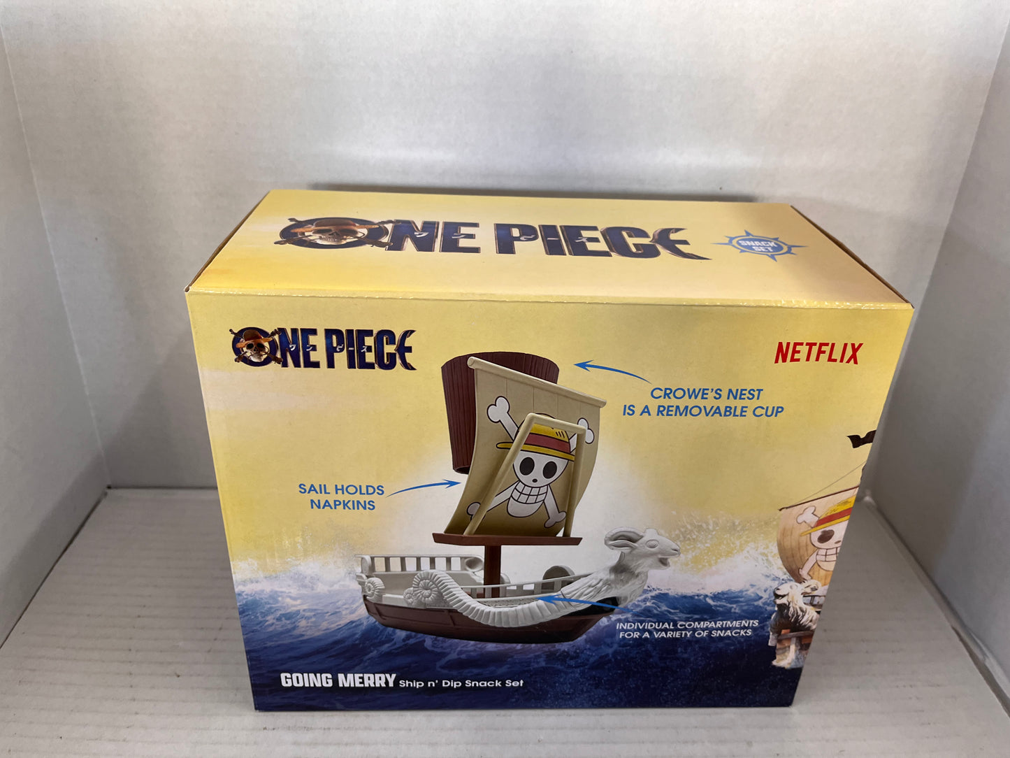 One Piece Anime Going Merry Ship n' Dip Snack Set 2023 Netflix