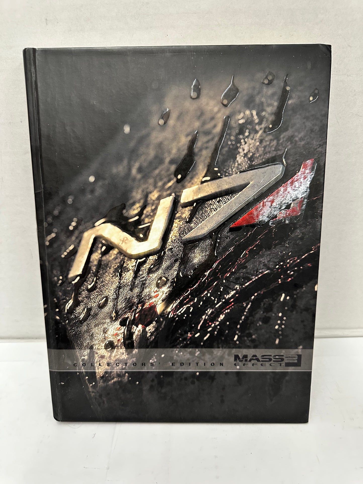 Mass Effect 2 Collectors' Edition: Prima Official Game Guide Hardcover Book