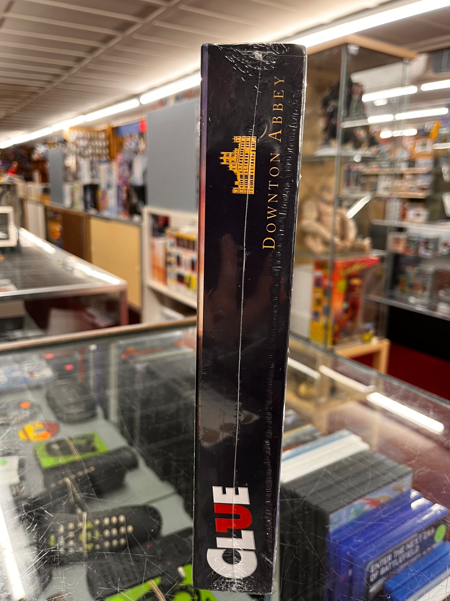 Clue Downton Abbey Edition COMPLETE Hasbro Gaming 2019 Mystery Mr. Carson
