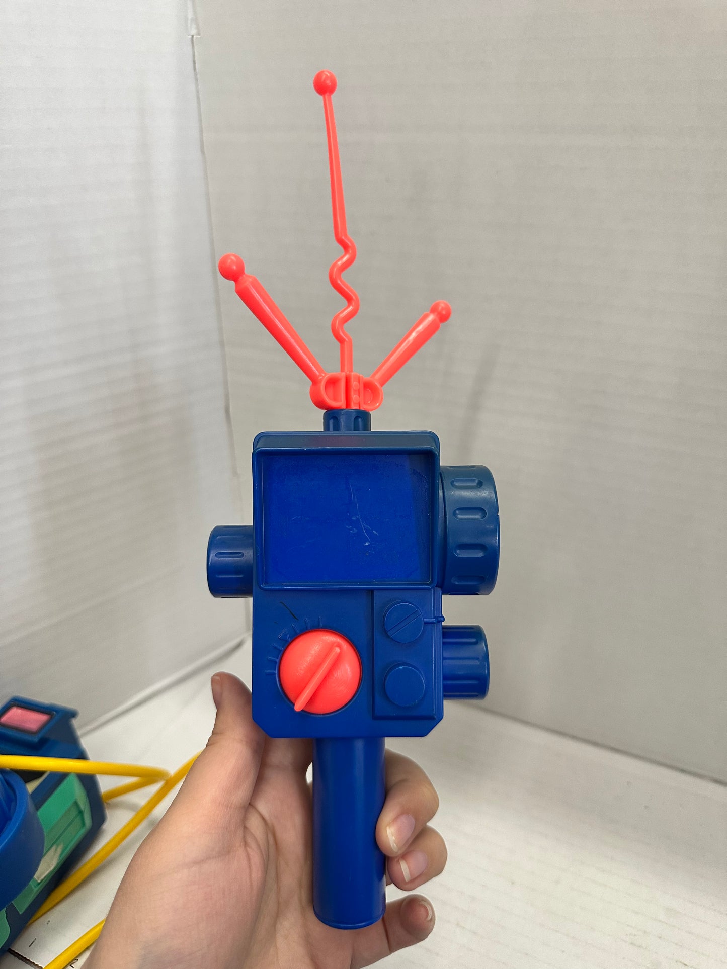 1984 Kenner The Real Ghostbusters - Proton Pack Blaster, Pke Meter, + Ghost Trap