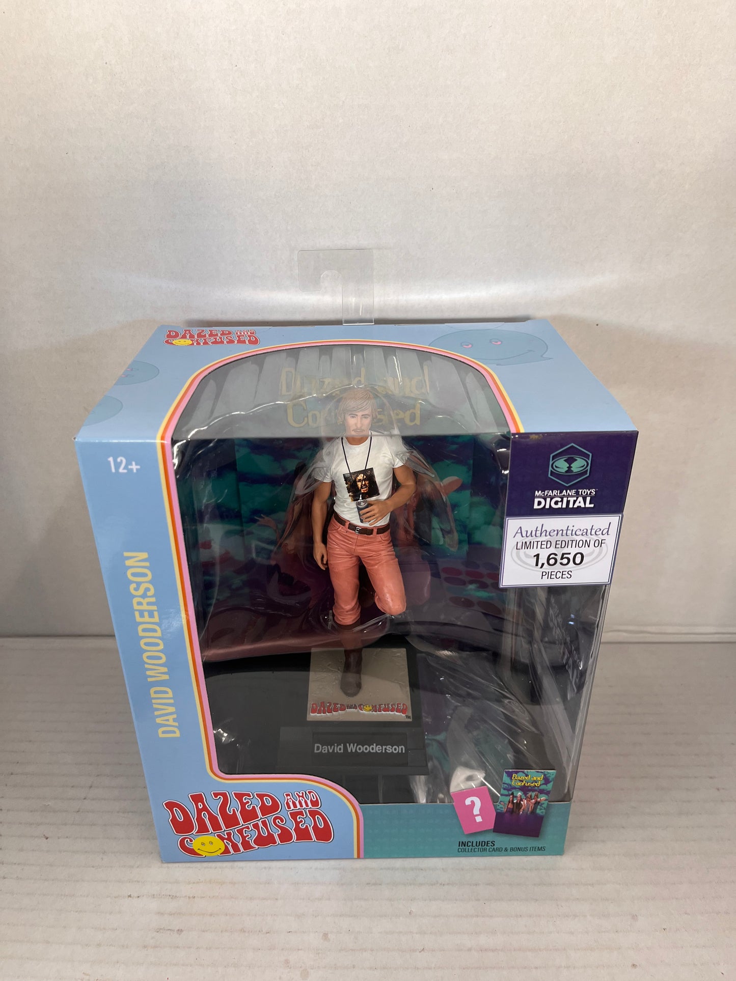 - Movie Maniacs David Wooderson (Dazed and Confused) Posed Figure