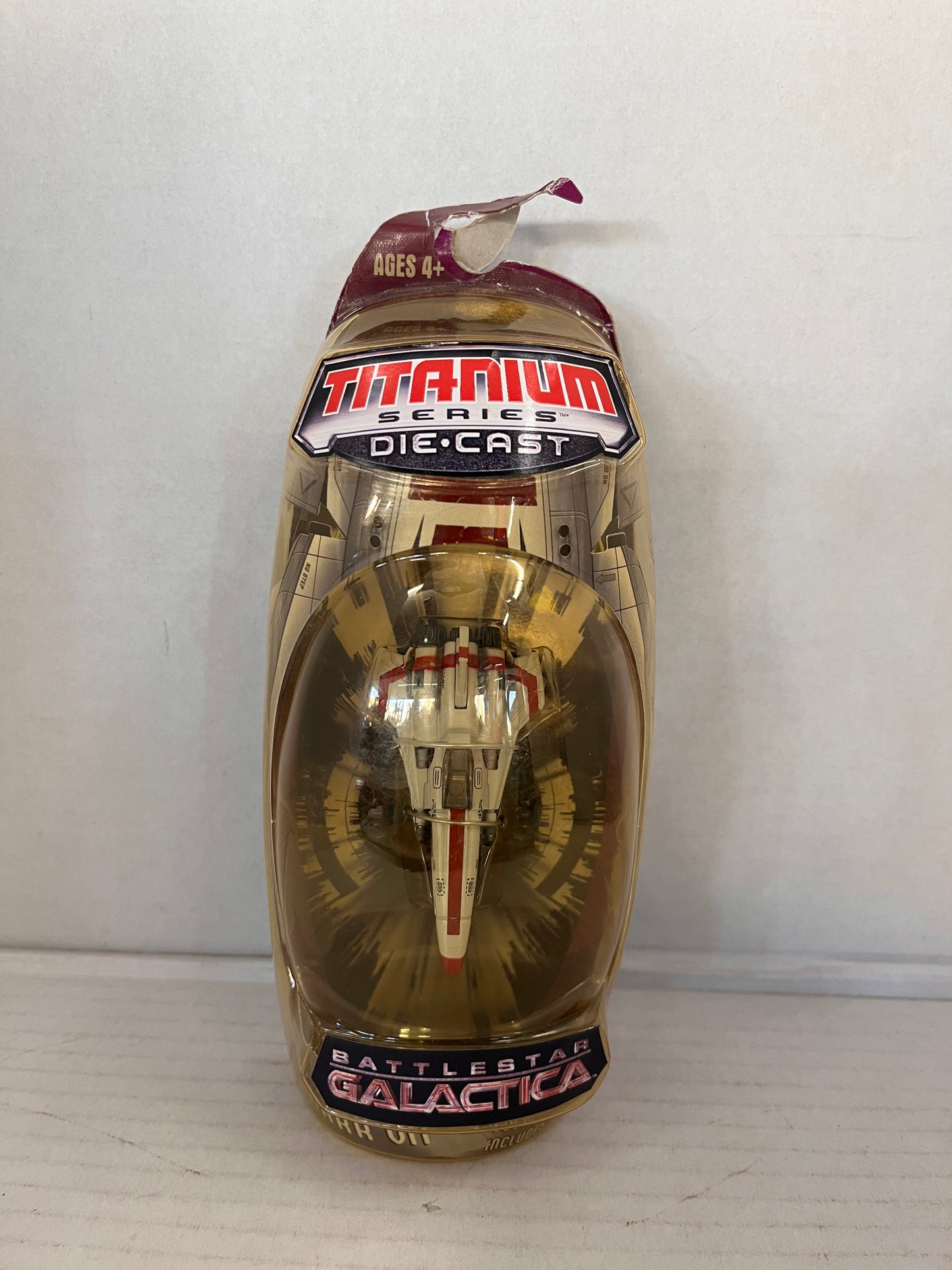 CLASSIC COLONIAL VIPER Battlestar Galactica Diecast Titanium Series 2006