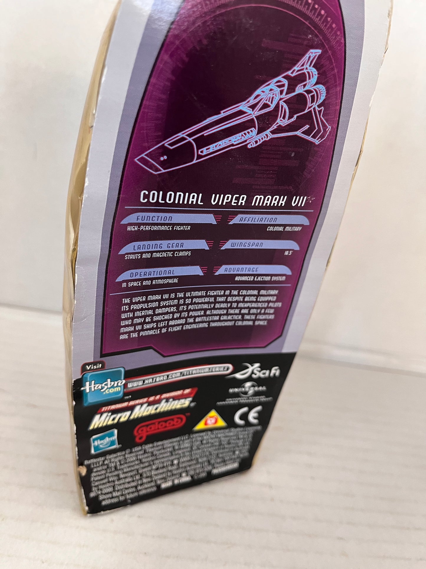 CLASSIC COLONIAL VIPER Battlestar Galactica Diecast Titanium Series 2006