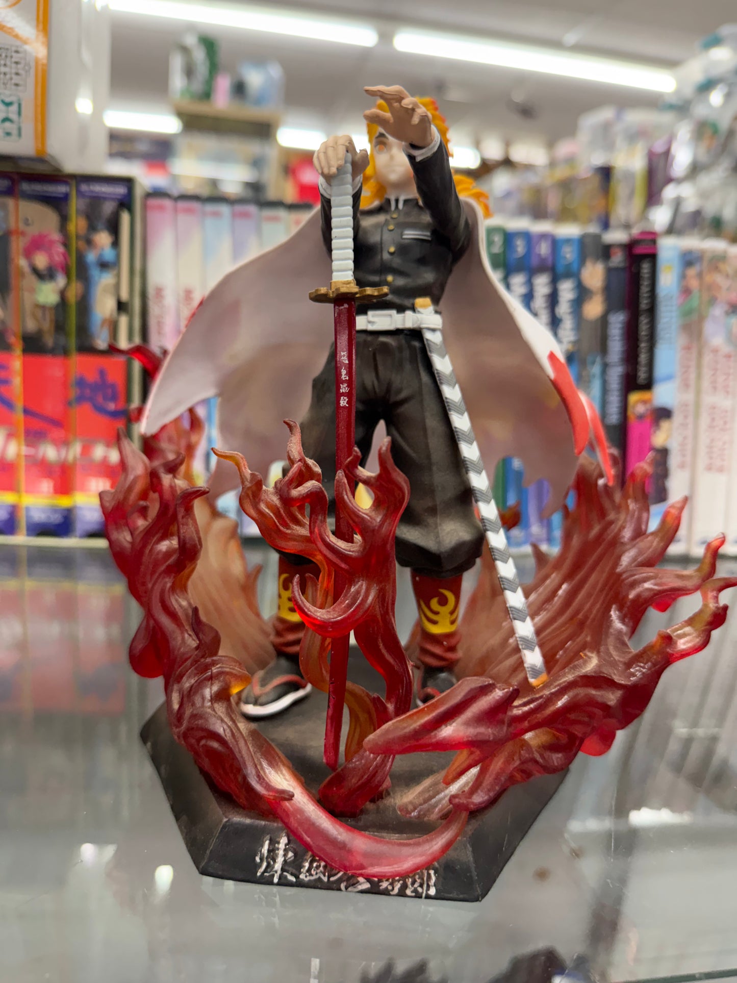 DEMON SLAYER - THE MOVIE: MUGEN TRAIN: KYOJURO RENGOKU 1/8 SCALE FIGURE Loose
