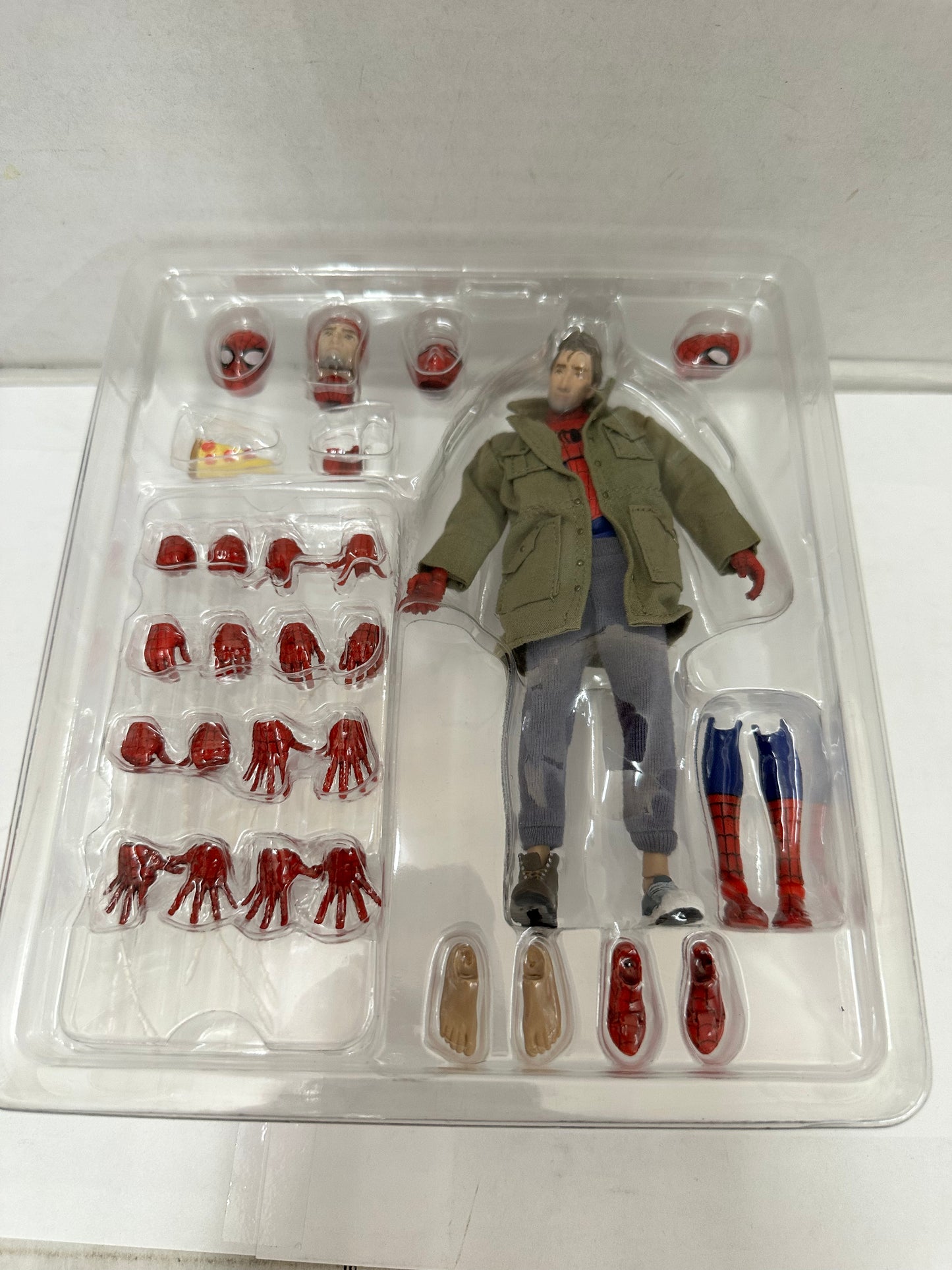 Medicom MAFEX No. 109 Spider-Man Into the Spider-Verse Peter B. Parker