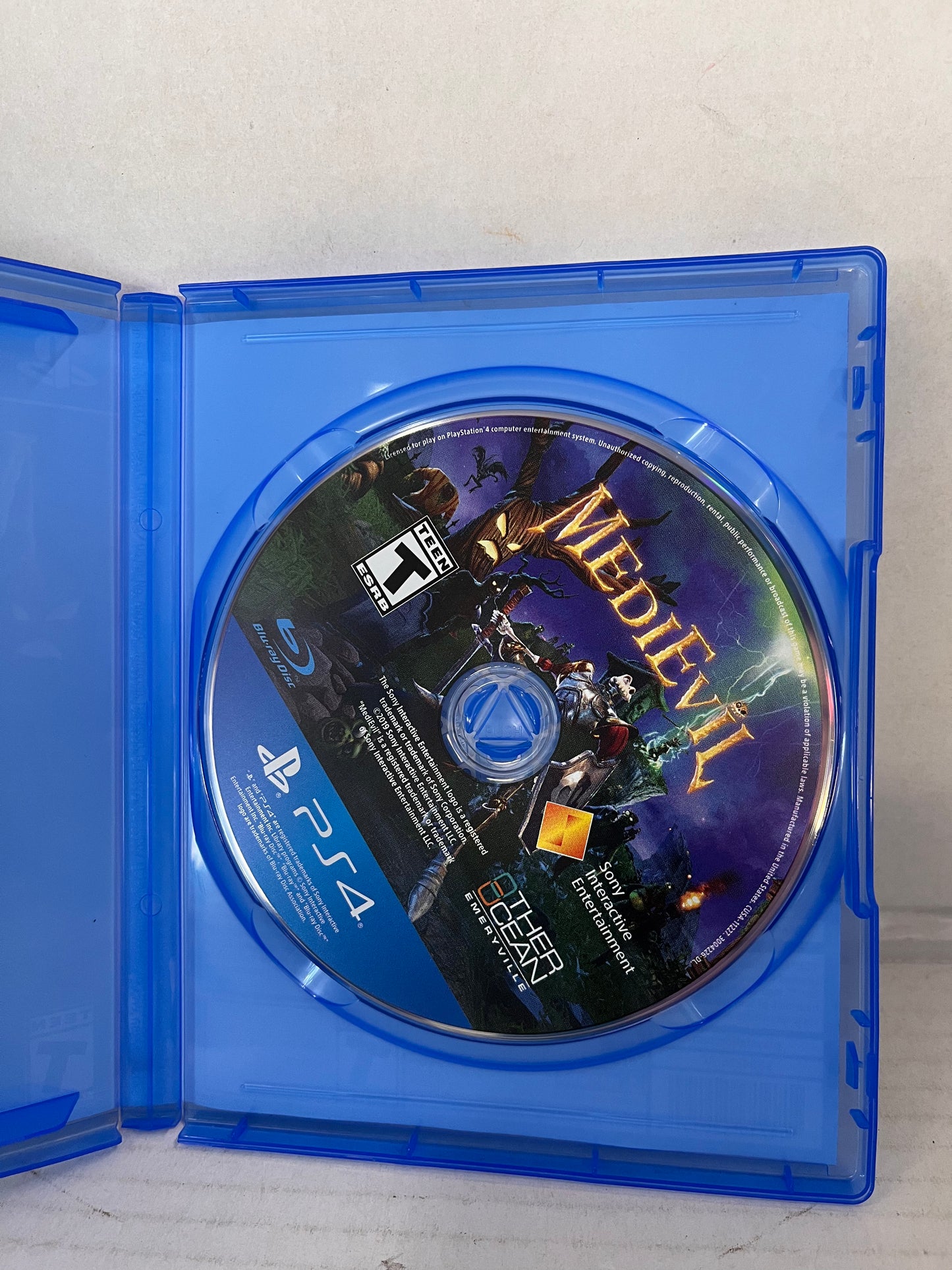 MediEvil - Sony PlayStation 4 Case And Disc Only