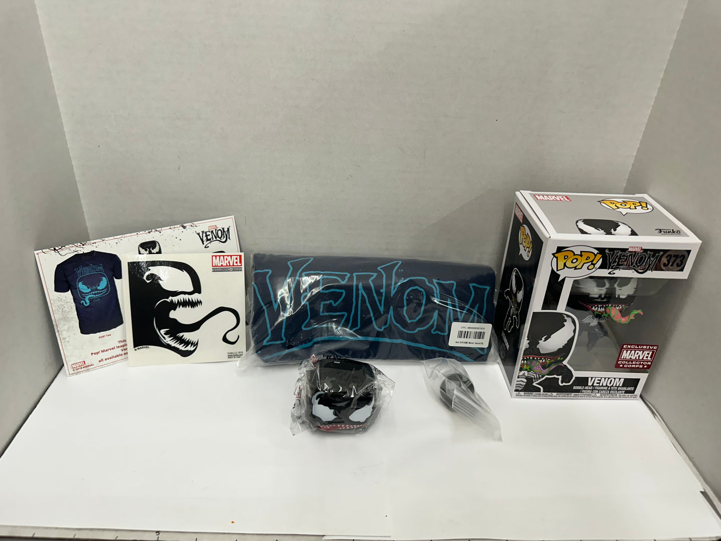 Marvel Collector Corps Venom NEW OPEN Box Funko #373  3XL Shirt