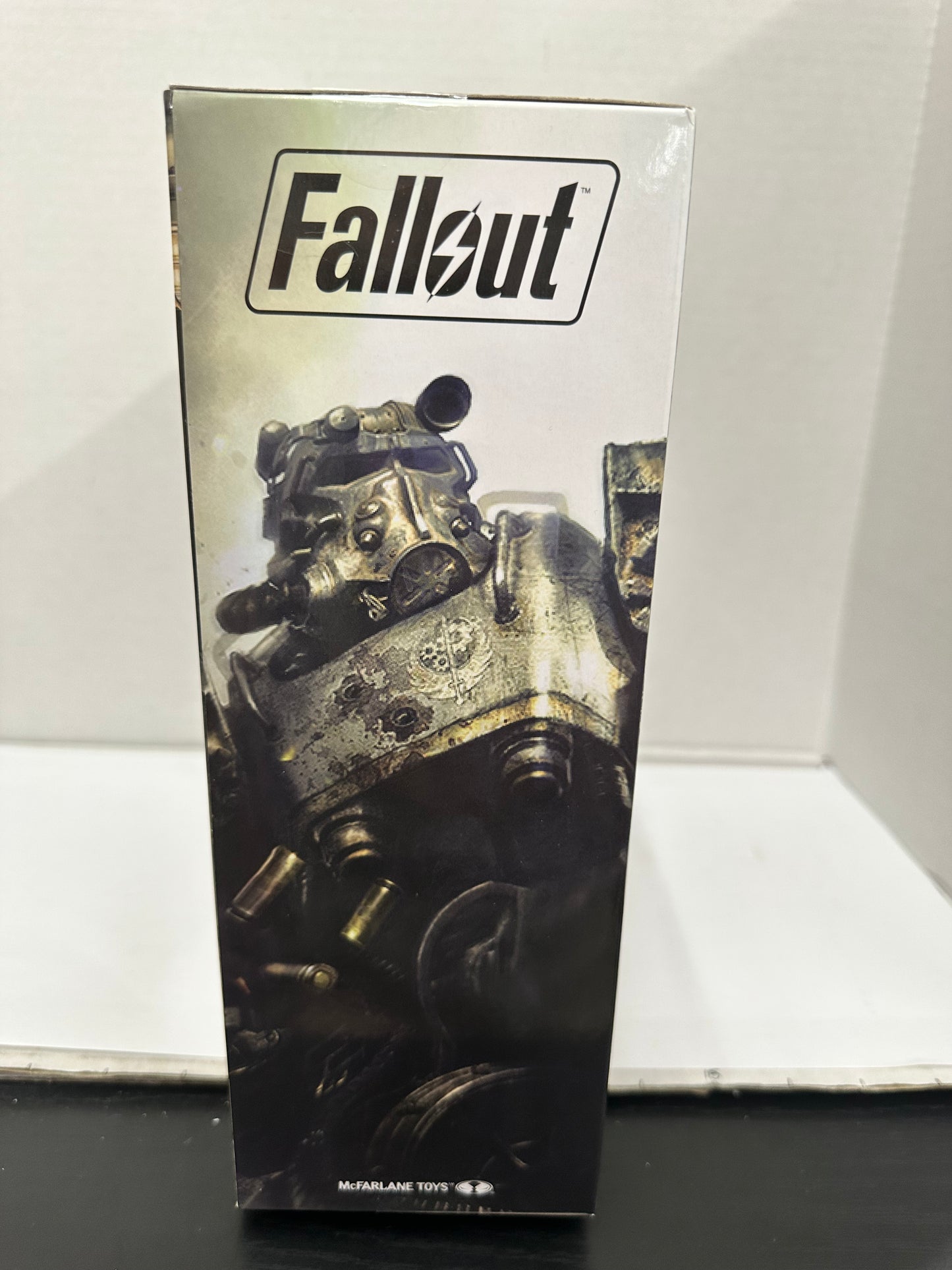 Mcfarlane Toys Fallout T-60 Vault Tec Power Armor and Sole Survivor Figure set