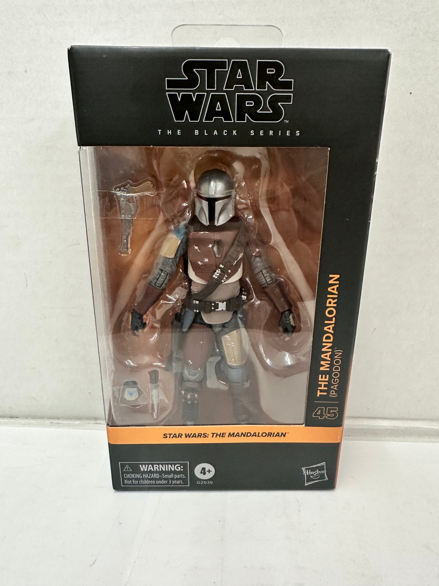 Star Wars Black Series The Mandalorian (Pagodon) Action Figure Open Box