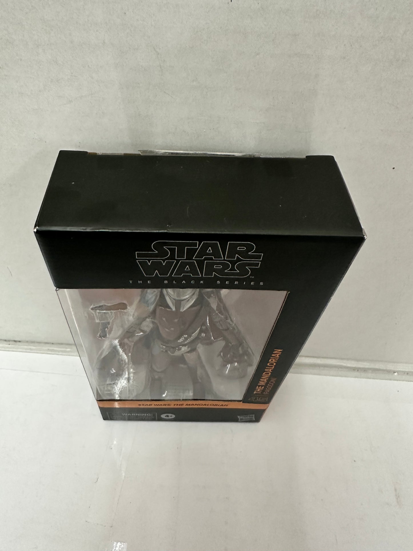 Star Wars Black Series The Mandalorian (Pagodon) Action Figure Open Box