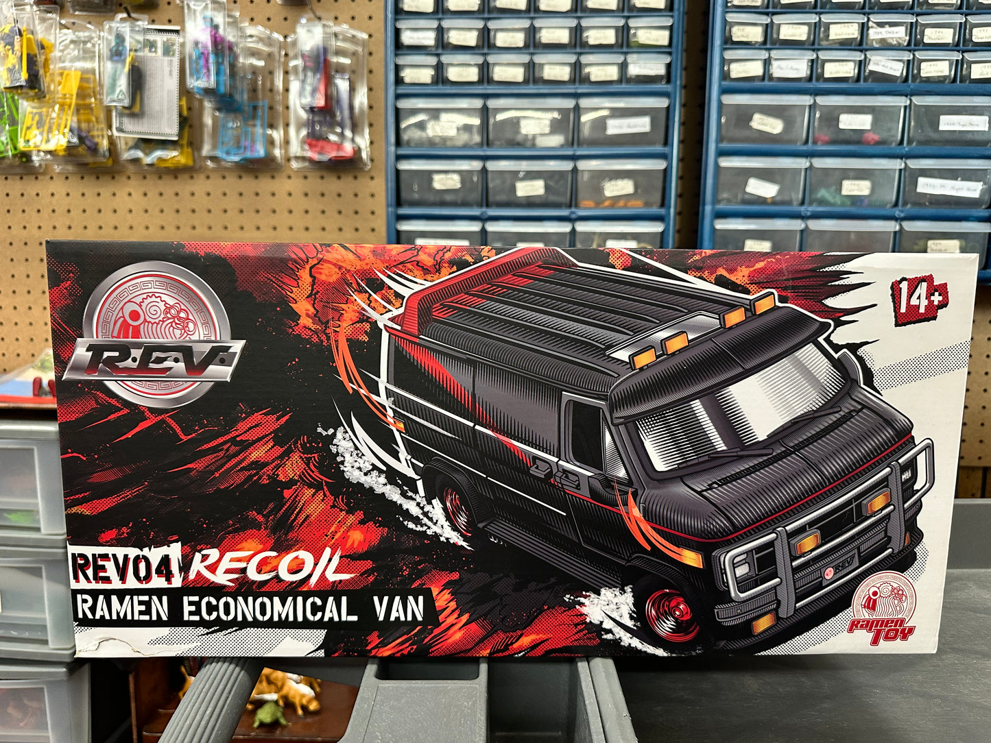 REV03 Raider Economical Van RAMEN TOY 1/12 Scale NEW Open Box