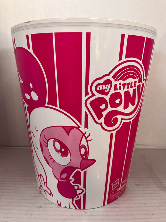 My Little Pony Pinkie Pie Chicken Pie SDCC 2015 Exclusive Hasbro Figure