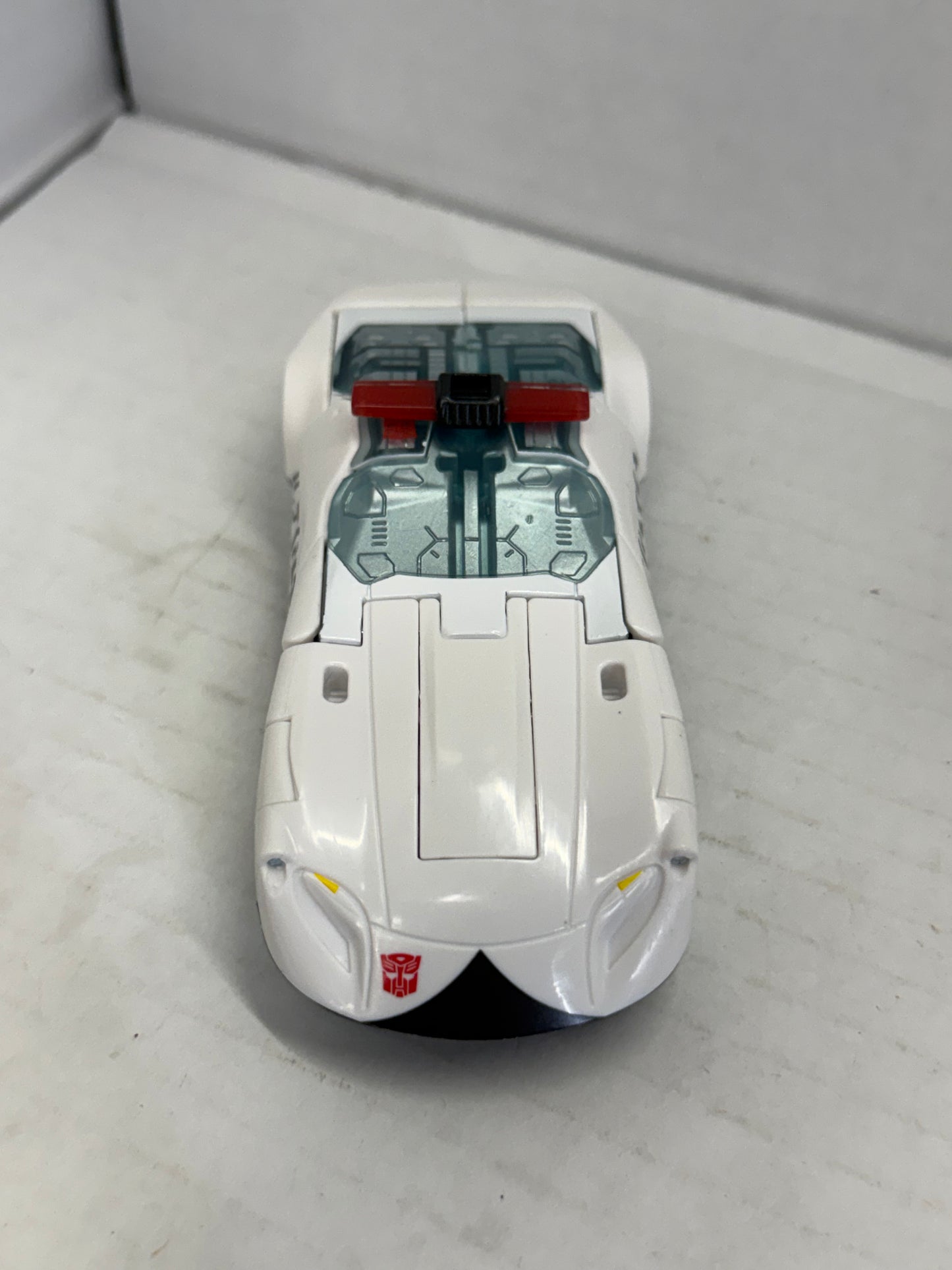 Transformers Generations Siege War for Cybertron Prowl Deluxe Class WFC-S23