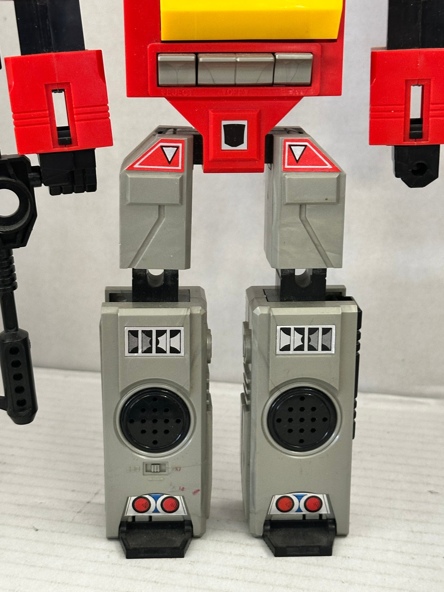Blaster 100% Complete 1985 Vintage G1 Transformers Boombox Action Figure