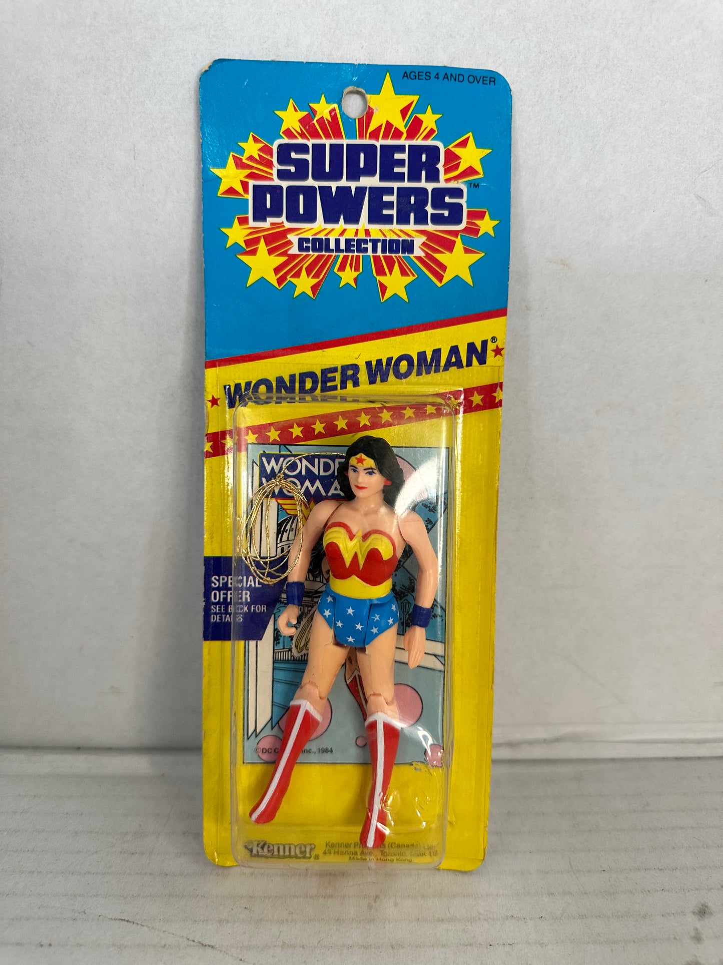 VINTAGE 1986 DC SUPER POWERS COLLECTION WONDER WOMAN 4" FIGURE KENNER SHORT CARD