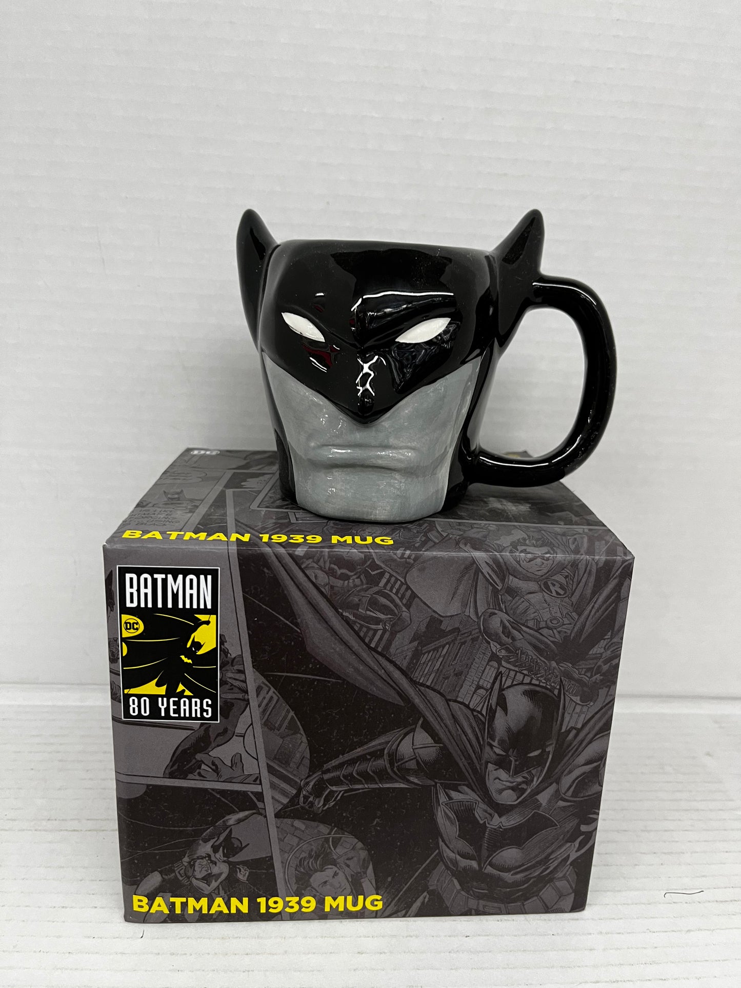 BATMAN Ceramic MUG DC Hand Painted