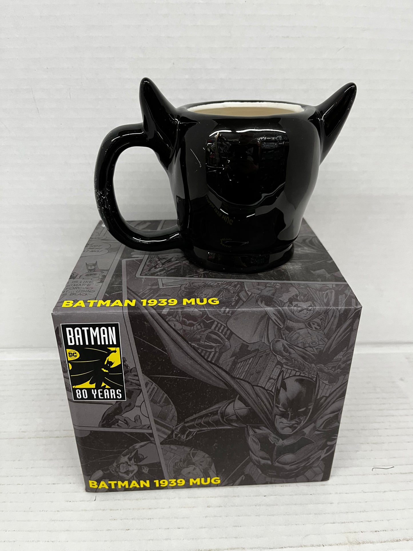 BATMAN Ceramic MUG DC Hand Painted