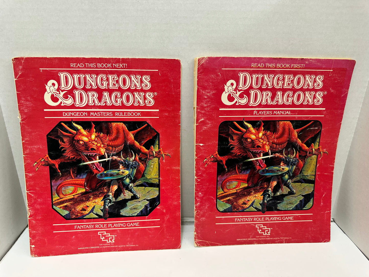 D&D Dungeons & Dragons Players Manual And Dungeon Masters Rule Book