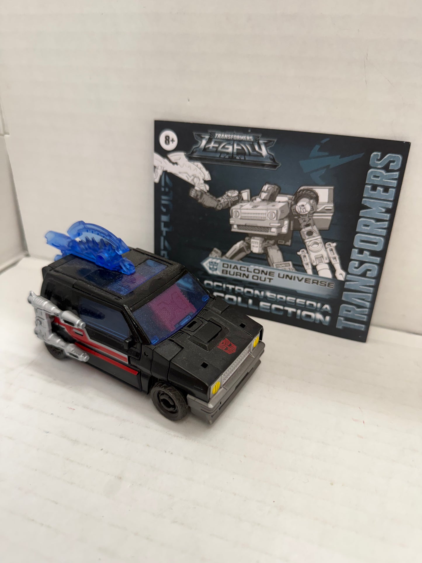 Transformers Diaclone Universe Burn Out Complete Legacy Deluxe Class