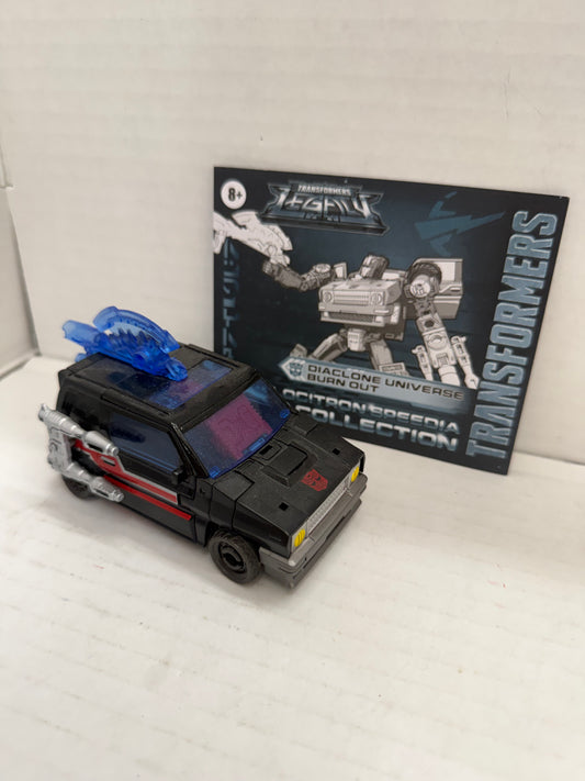 Transformers Diaclone Universe Burn Out Complete Legacy Deluxe Class