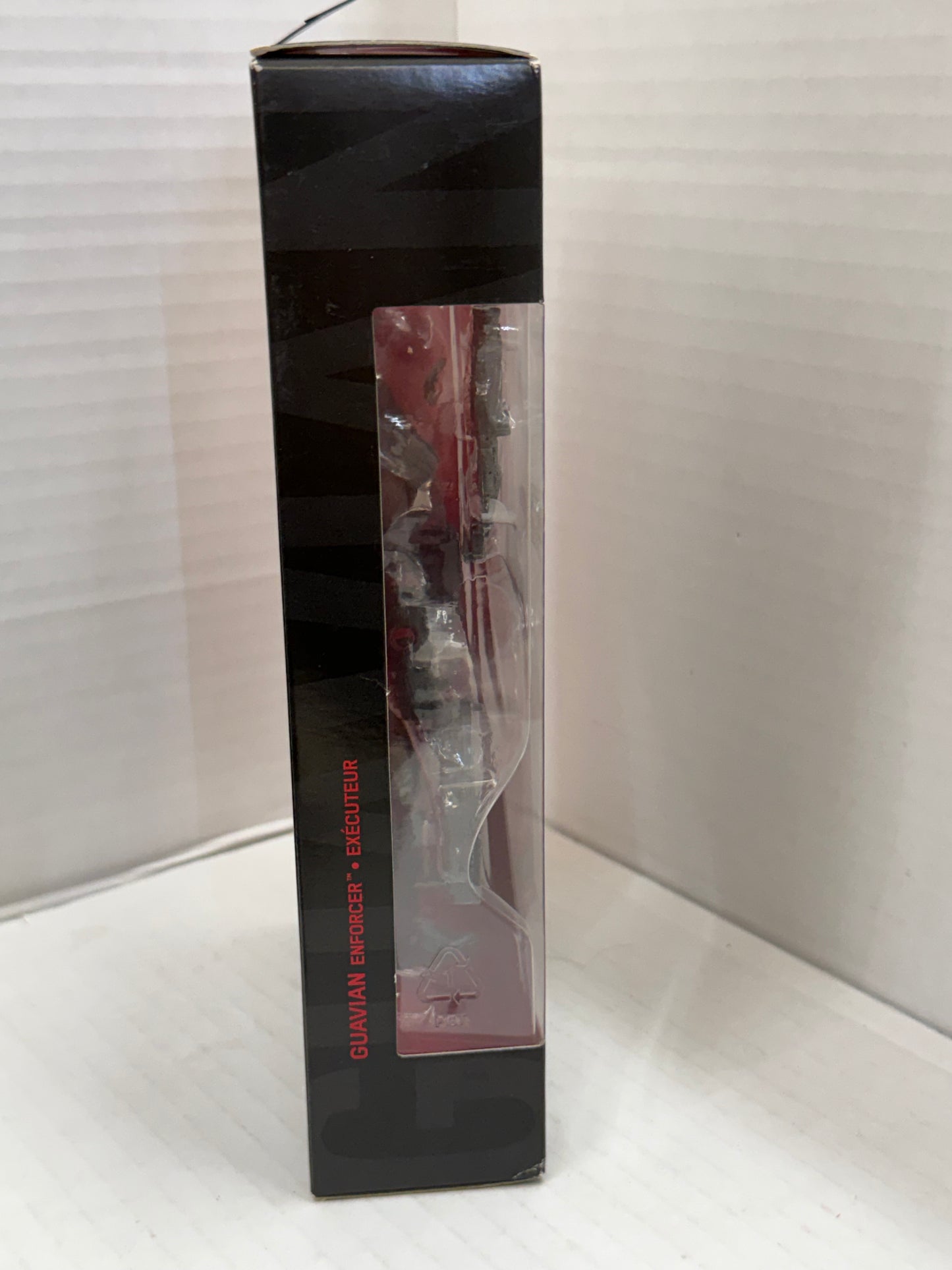 Hasbro Star Wars The Black Series 6-Inch Guavian Enforcer Action Figure