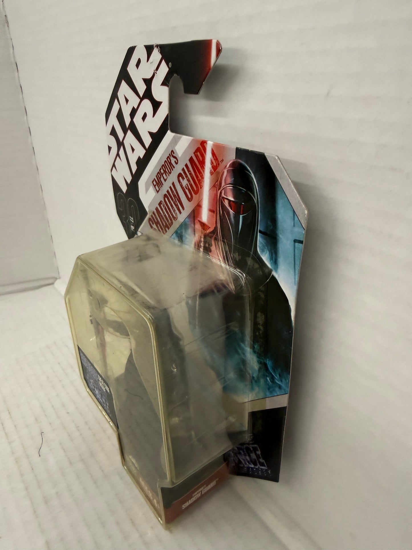 Hasbro Star Wars Force Unleashed  Emperor’s Shadow Guard Action Figure New