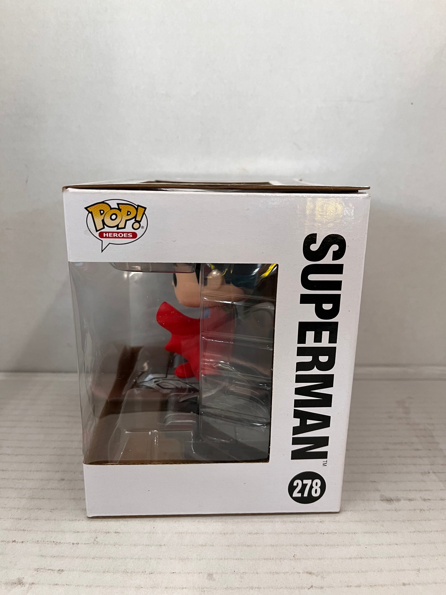 Funko Pop! Deluxe: DC Universe - Superman  GameStop #278 Box Damage
