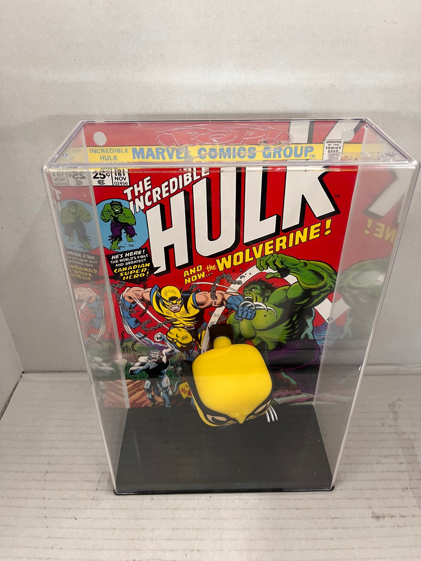 Funko Pop Marvel Wolverine Comic Cover Display Figure 24