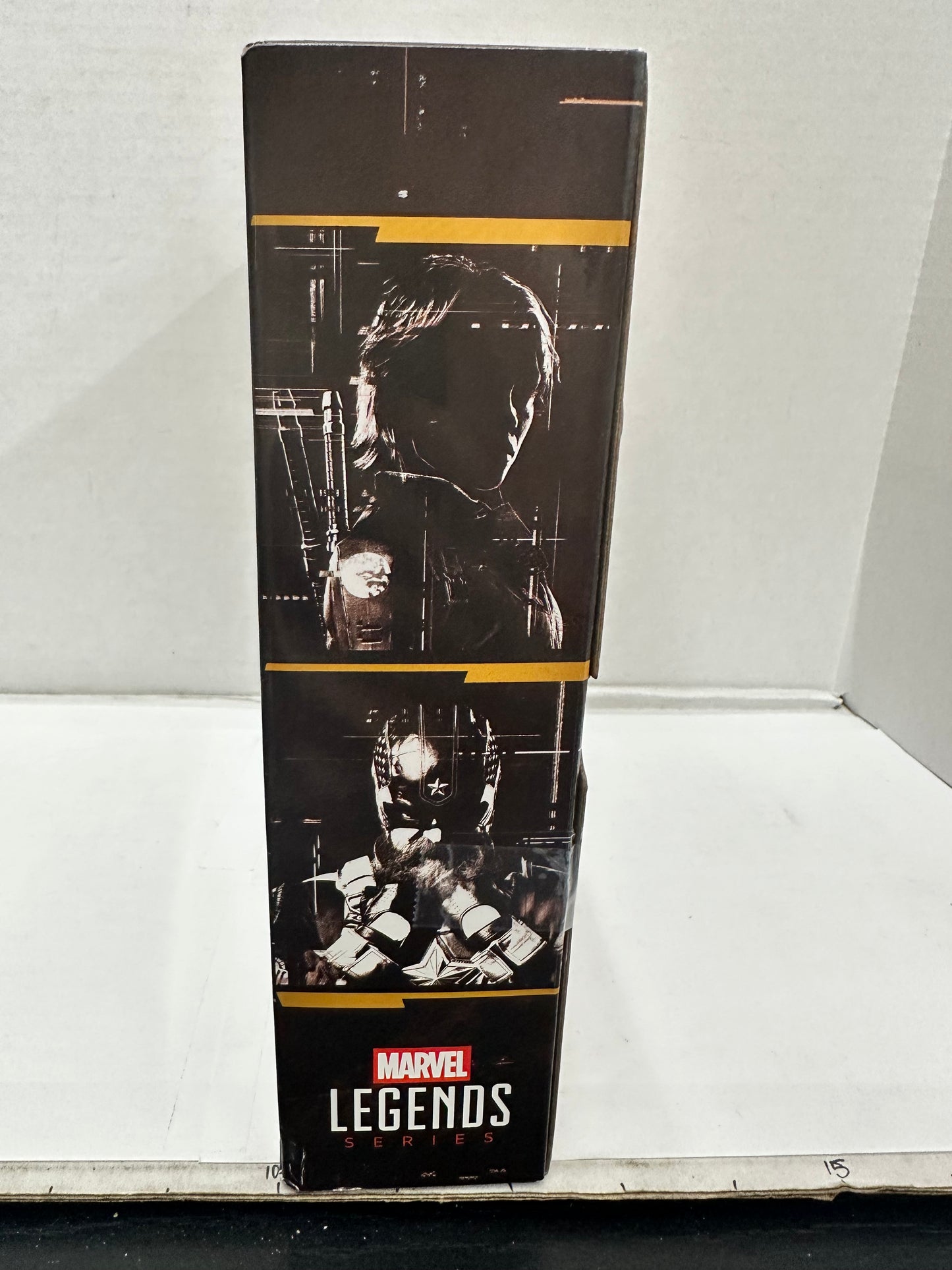 Hasbro Marvel Legends Thunderbolts Yelena Belova & Red Guardian  2-Pack